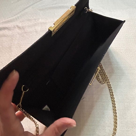 BCBGeneration Black Patent Leather Clutch Chain Shoulder Purse Evening Bag - Picture 6 of 10